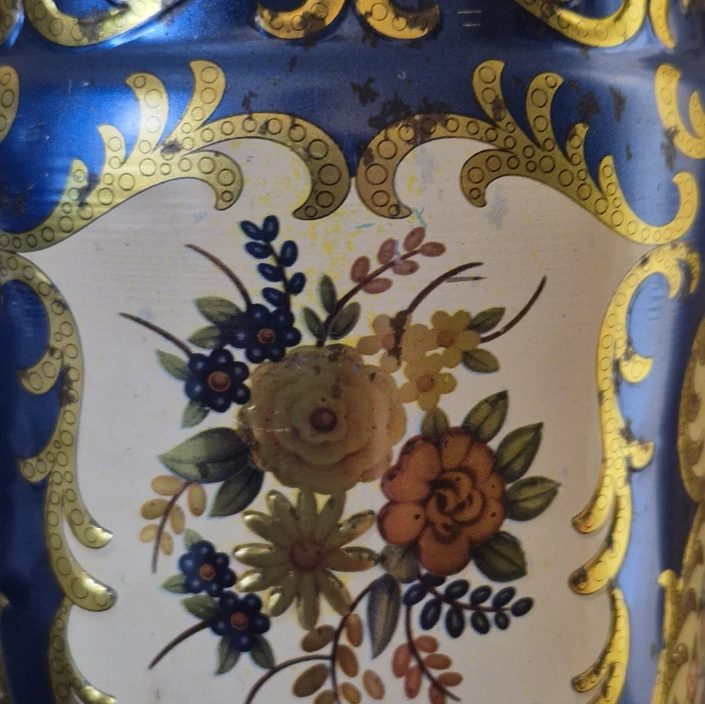 Vintage Murray-Allen Confections Kashmir Metal Tin w/ Lid & Handle Blue & Gold